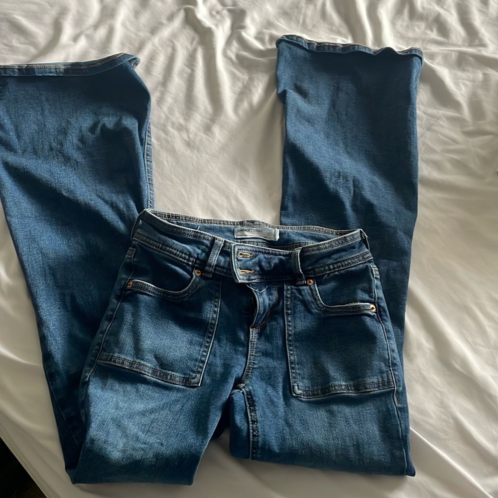 Low rise flare jeans